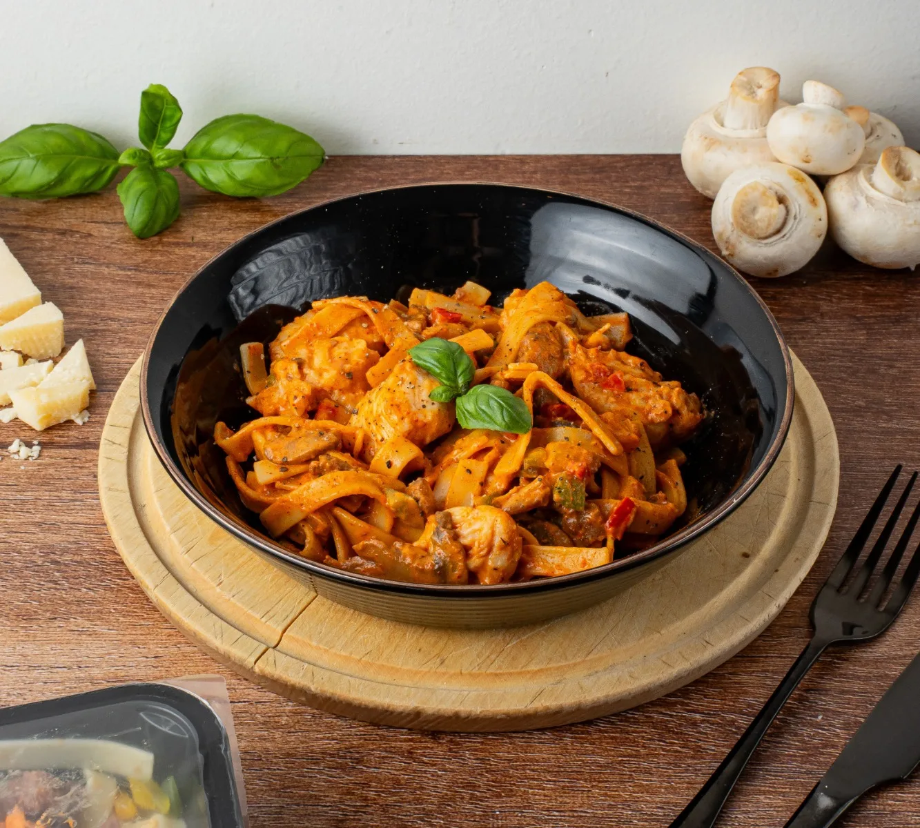 Tagliatelle Chicken Stroganoff